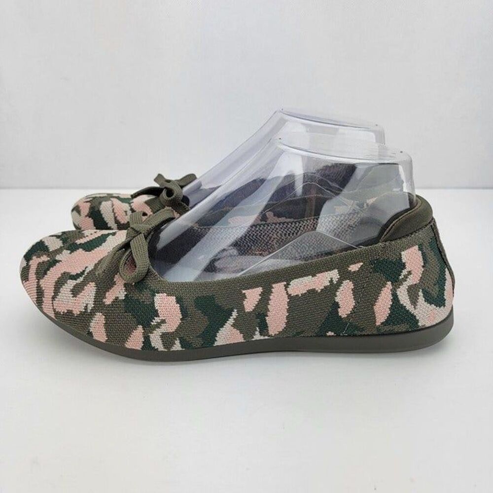 Clarks Womens Size 7.5 Green Pink Camo Cloudsteppers Bow Ballet Flats 27772